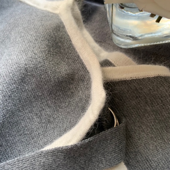 Chloé Long Lined Cardigan 🤍 - Picture 4 of 4